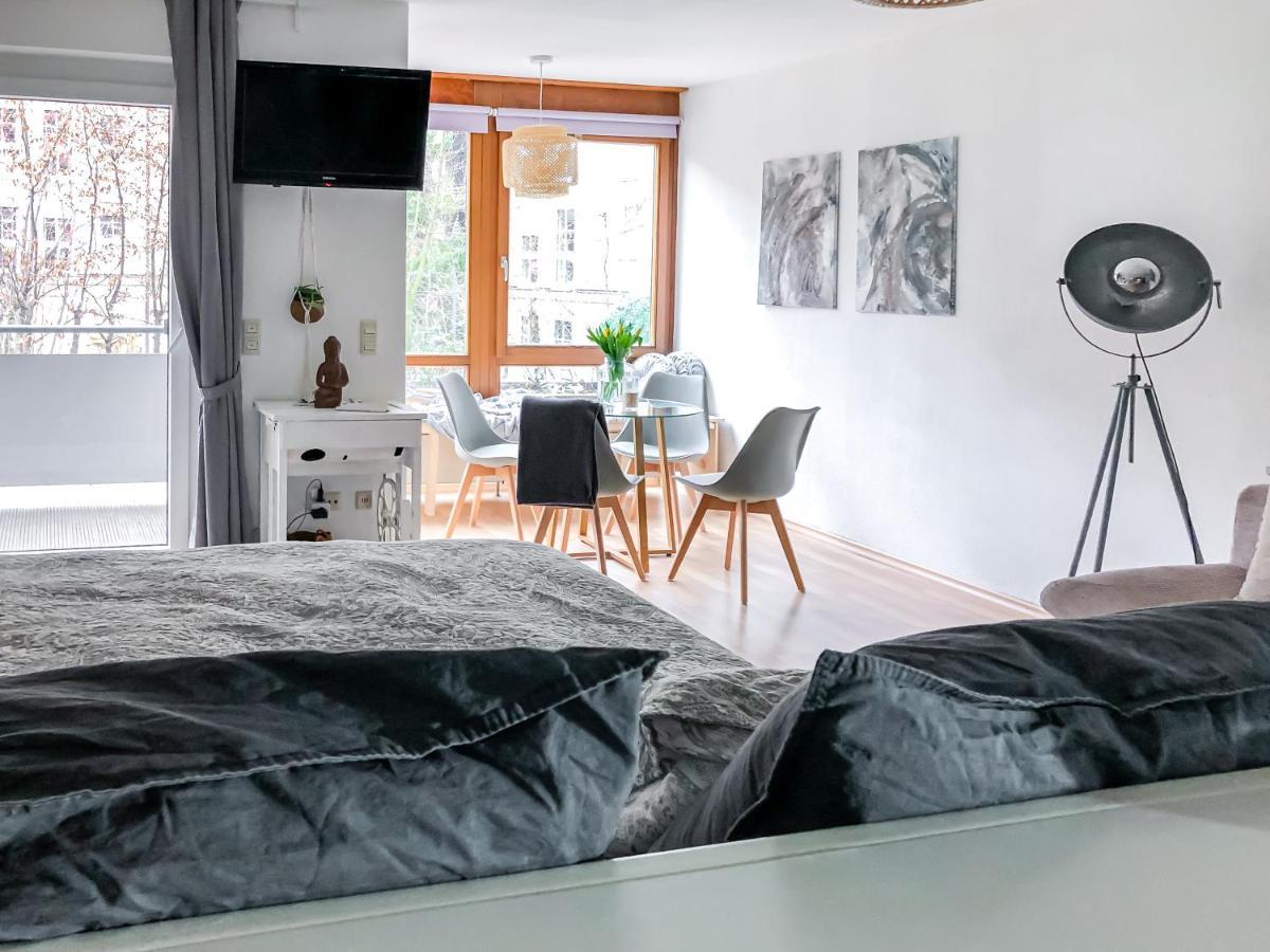 Studio Near Altstadt /W Workspace, Feng-Shui & Art Wurzburgo Exterior foto